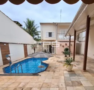 Casa com 4 Quartos à venda, 225m² no Parque Residencial Beira Rio I, Guaratinguetá