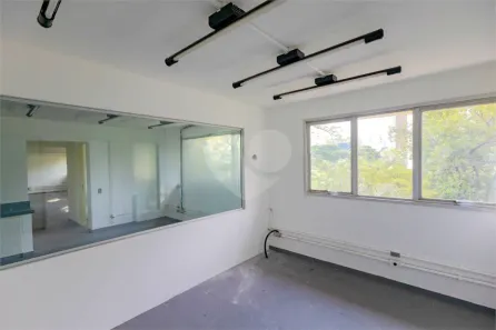 Sala Comercial para alugar, 199m² no Vila Mariana, São Paulo