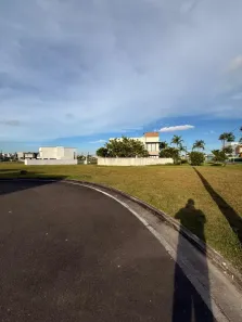 Lote/Terreno à venda, 341m² no Jardim Limoeiro, Camaçari