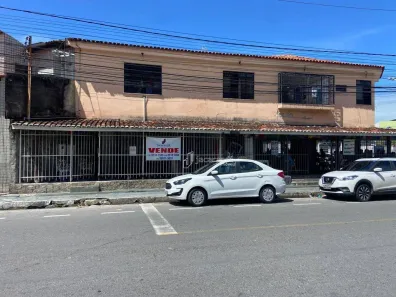 Casa com 3 Quartos à venda, 400m² no Treze de Julho, Aracaju