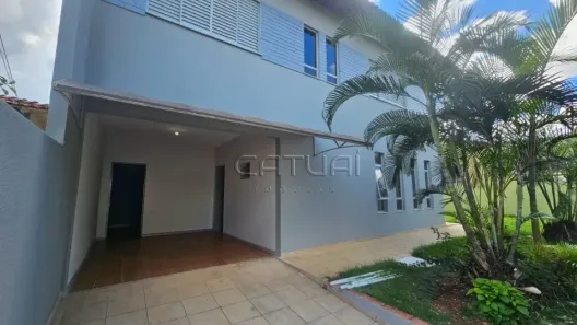 Casa com 3 Quartos para alugar, 180m² no Vila Zelina, Londrina
