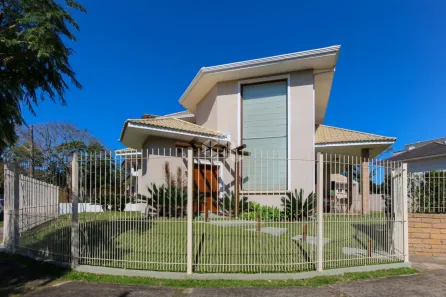 Casa com 4 Quartos à venda, 297m² no Teresópolis, Porto Alegre