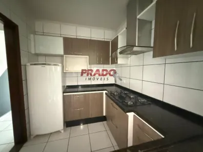 Apartamento com 2 Quartos para alugar, 62m² no Parque Residencial Aeroporto, Maringá