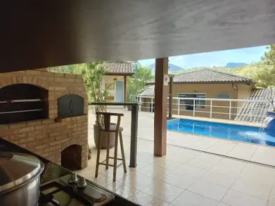 Casa de Condomínio com 4 Quartos à venda, 400m² no Badu, Niterói
