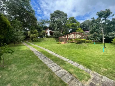 Casa de Condomínio com 4 Quartos à venda, 400m² no Itaipava, Petrópolis