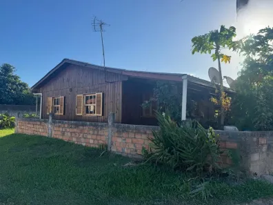 Casa com 3 Quartos à venda, 70m² no Araçatuba, Imbituba