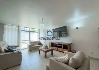 Casa com 3 Quartos à venda, 234m² no Indianópolis, São Paulo
