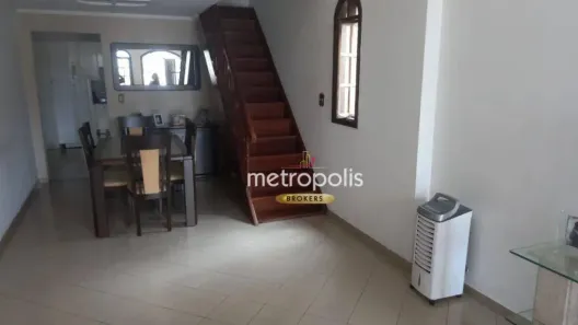 Sobrado com 2 Quartos à venda, 233m² no Santa Maria, São Caetano do Sul