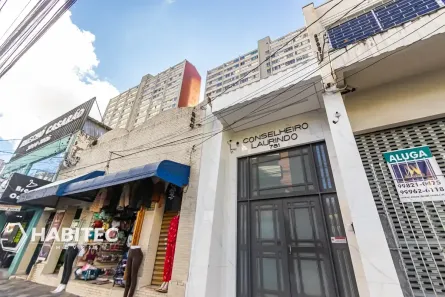 Apartamento com 2 Quartos para alugar, 58m² no Centro, Curitiba