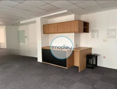 Sala Comercial para alugar, 100m² no Vila Olímpia, São Paulo