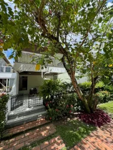 Casa de Condomínio com 6 Quartos à venda, 280m² no Poço, Recife