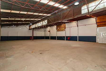 Galpão/Depósito/Armazém para alugar, 1140m² no Navegantes, Porto Alegre