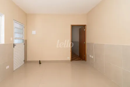 Casa com 1 Quarto para alugar, 72m² no Vila Ema, São Paulo