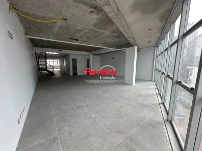 Sala Comercial para alugar, 172m² no Moinhos de Vento, Porto Alegre