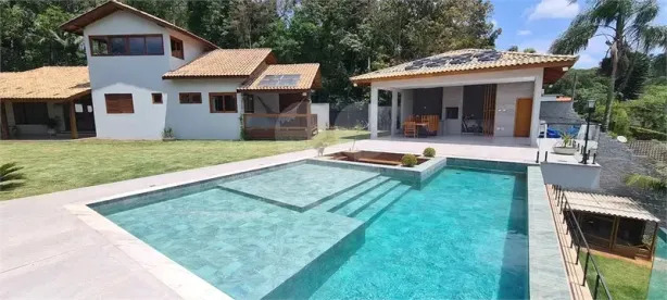 Casa de Condomínio com 3 Quartos para alugar, 237m² no Roseira, Mairiporã