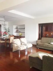 Apartamento com 3 Quartos à venda, 236m² no Fundinho, Uberlândia