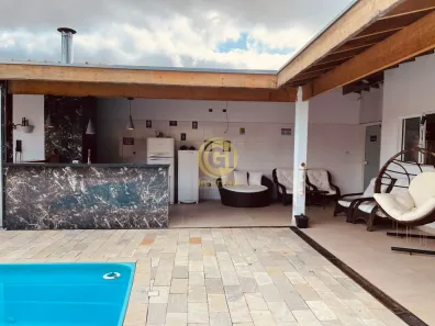 Fazenda/Sítio com 4 Quartos à venda, 200m² no Veraneio Ijal, Jacareí