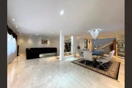 Casa com 3 Quartos à venda, 360m² no Jabaquara, São Paulo
