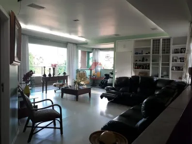 Casa com 3 Quartos à venda, 180m² no Centro, Nova Lima