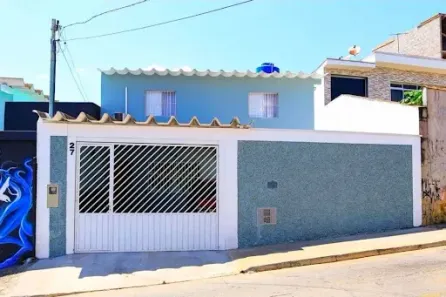 Sobrado com 3 Quartos à venda, 134m² no Jardim Vivan, São Paulo