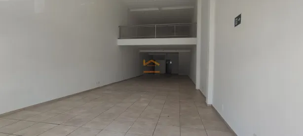Ponto Comercial para alugar, 227m² no Parque Novo Mundo, Americana