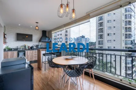 Apartamento com 3 Quartos à venda, 126m² no Vila Suzana, São Paulo