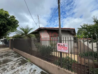 Casa com 3 Quartos à venda, 110m² no Jardim Alvorada, Maringá