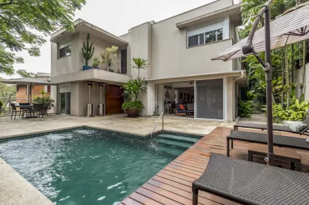 Casa de Condomínio com 6 Quartos à venda, 641m² no Jardim Vitória Régia, São Paulo