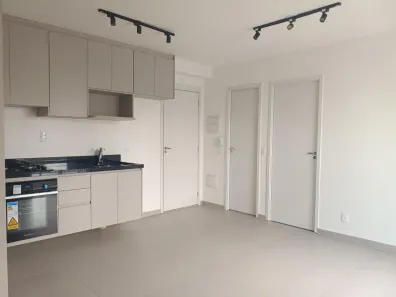 Apartamento com 1 Quarto para alugar, 28m² no Vila Romana, São Paulo