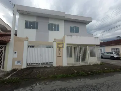 Casa com 6 Quartos à venda, 290m² no Cabelinha, Lorena