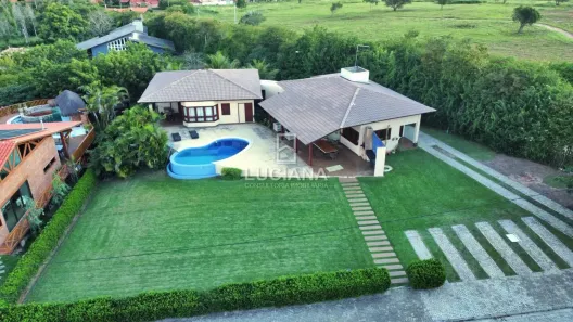 Casa de Condomínio com 5 Quartos à venda, 382m² no Gravatá Centro, Gravatá