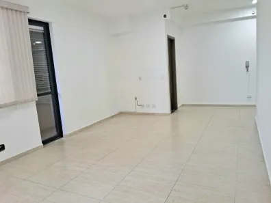 Sala Comercial à venda, 44m² no Jardim São Dimas, São José dos Campos