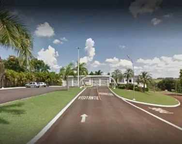 Lote/Terreno à venda, 668m² no Jardim Tarobá, Cambé