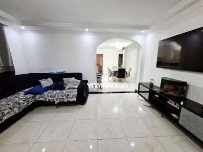 Sobrado com 4 Quartos à venda, 235m² no Vila Verde, São Paulo