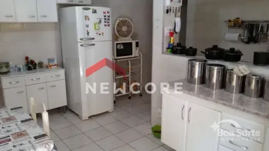 Casa com 3 Quartos à venda, 198m² no Jardim Novo Carrão, São Paulo