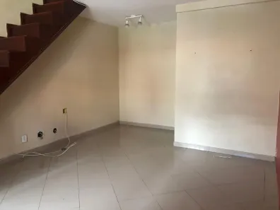 Casa de Condomínio com 2 Quartos à venda, 90m² no Freguesia (Jacarepaguá), Rio de Janeiro