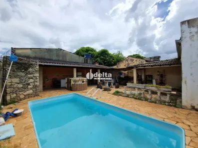 Casa com 3 Quartos à venda, 200m² no Granada, Uberlândia