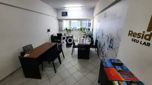 Sala Comercial à venda, 30m² no Centro, Uberlândia