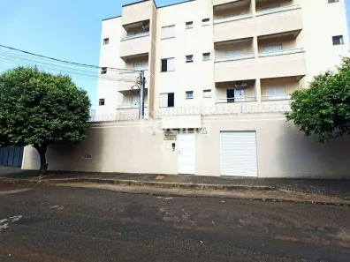 Apartamento com 2 Quartos para alugar, 45m² no Santa Mônica, Uberlândia