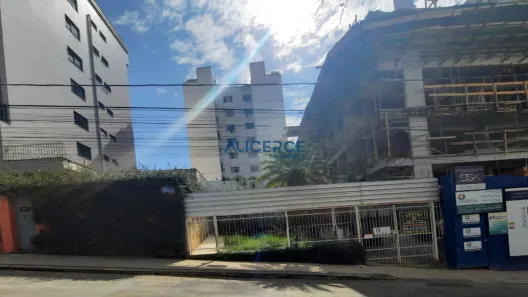 Casa com 5 Quartos à venda, 360m² no Centro, Juiz de Fora