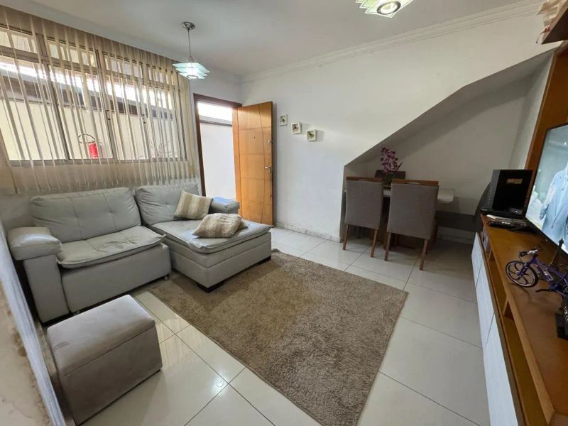 Apartamento com 3 quartos — Floramar, Belo Horizonte