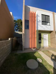 Casa de Condomínio com 2 Quartos à venda, 61m² no Jardim Carvalho, Ponta Grossa