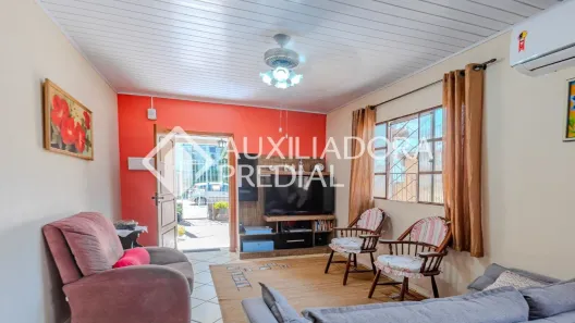 Casa com 2 Quartos à venda, 133m² no Camaquã, Porto Alegre