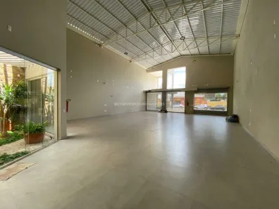 Sala Comercial para alugar, 625m² no São Benedito, Uberaba