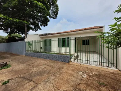 Casa com 3 Quartos para alugar, 72m² no Vila Nova, Maringá