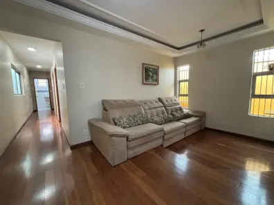 Casa com 3 Quartos à venda, 144m² no Parque Císper, São Paulo