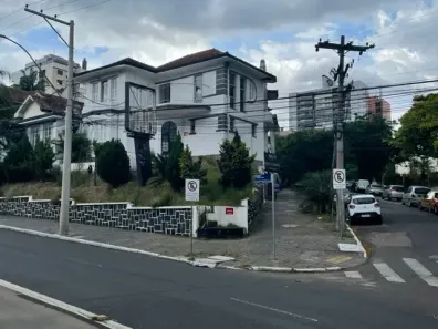 Imóvel Comercial com 4 Quartos para alugar, 500m² no Petrópolis, Porto Alegre
