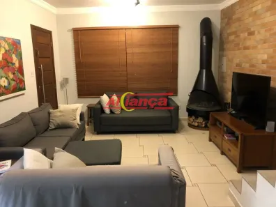Sobrado com 3 Quartos à venda, 180m² no Vila Galvão, Guarulhos