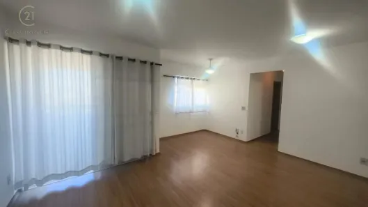 Apartamento com 3 Quartos para alugar, 84m² no Vitória, Londrina