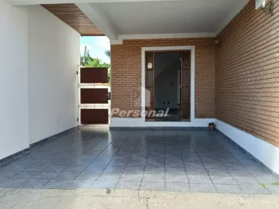 Casa com 3 Quartos para alugar, 192m² no Jardim Bela Vista, Taubaté